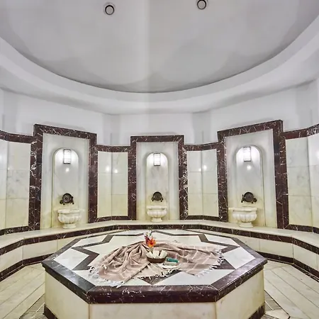 Wow Hotel 5*
