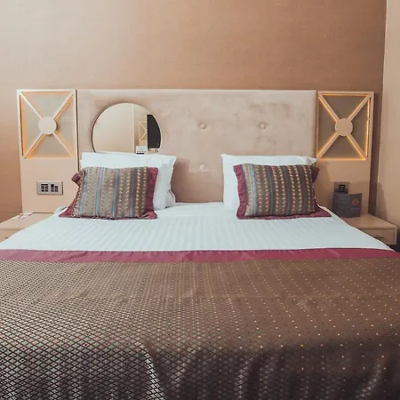 Wow Hotel 5*