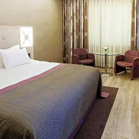 واو فندق 5*